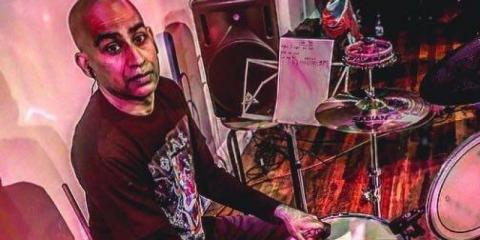 Drummer zoekt een veelzijdige band