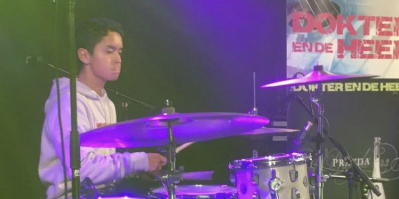 16 jarige drummer