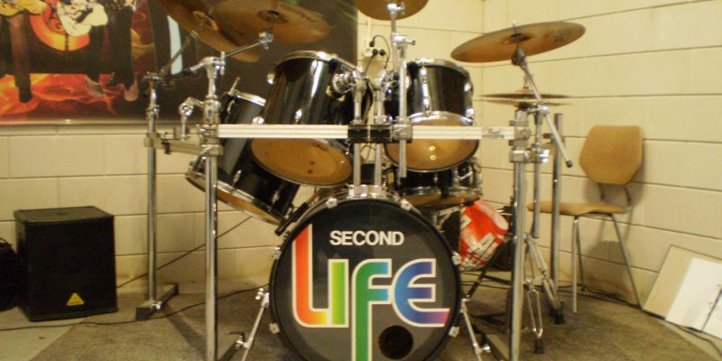 Toetsenist en gitarist gezocht regio Bakel