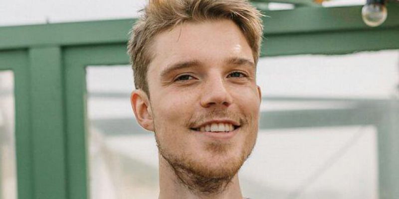 Gitarist zoekt band voor covers en eigen werk