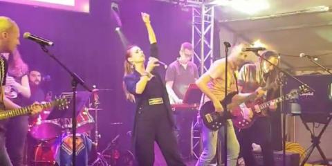 Skaband zoekt bassist en 2e gitarist