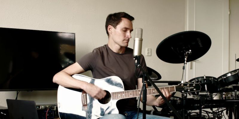 Kampvuur gitarist zoekt mede muzikanten