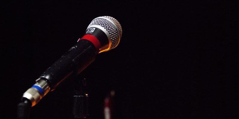 Backing vocalist m/v !