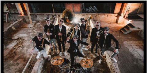 Bariton- en/of tenorsaxofonist gezocht