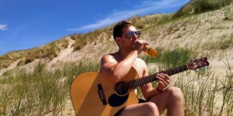 Gitarist opzoek naar bandleden