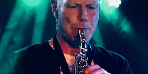 Welke band kan een sopraansaxofonist gebruiken?