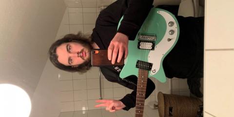 Gitarist zoekt muzikanten voor (post-)punkband
