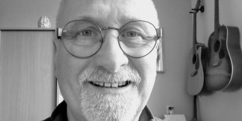 Semi Akoestische Leadgitarist gezocht voor semi-akoestische band in Assen