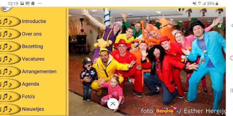 Souzafonist/bassist en grote tromspeler gezocht