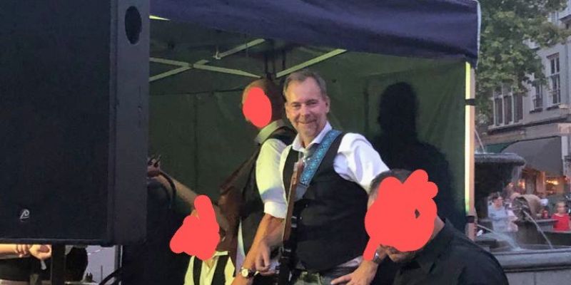 Gitarist uit Deventer zoekt band in Deventer of omgeving
