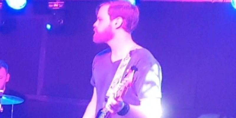 Ambitieuze bassist zoekt rasmuzikanten/band voor prog rock/metal