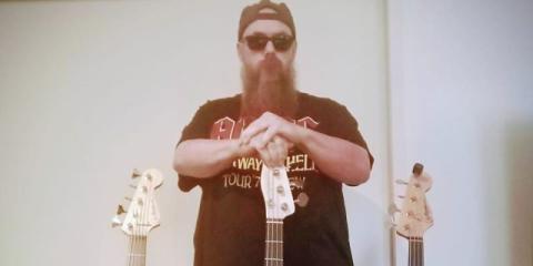 Ervaren bassist zoekt band