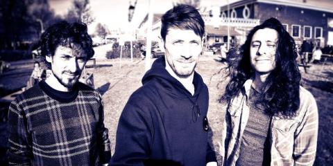 Stoner Grunge band 22AD zoekt toetsenist