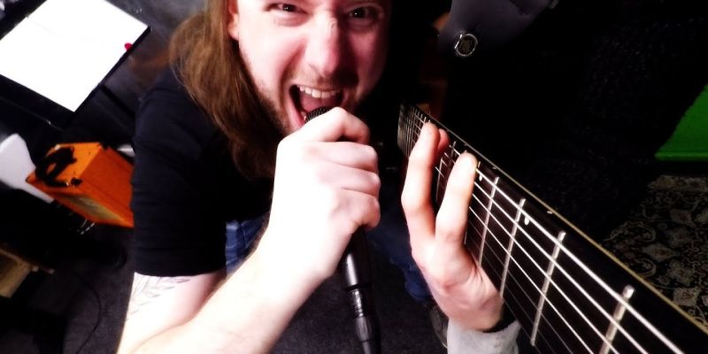 Metalband zoekt bassist regio Den Haag / Westland
