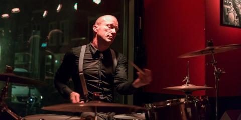 Drrummer zoekt band