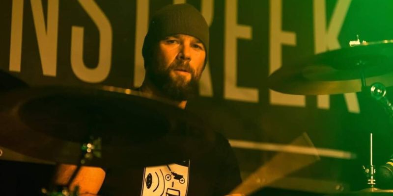 Drummer zoekt band