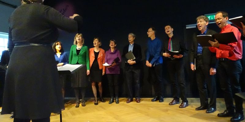 A capella koortje in Amsterdam zoekt sopraan, tenor en bas