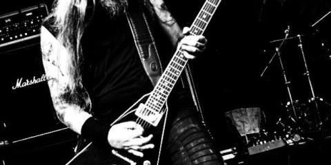 Ervaren metal gitarist zoekt muzikanten/band (Zutphen e.o.)