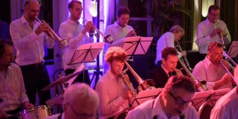 Art Bird Bigband zoekt bassist en baritonist