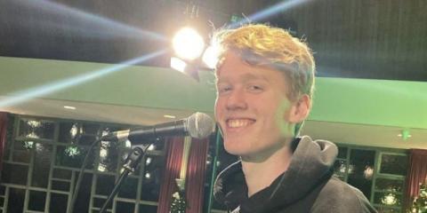 Singer/Songwriter zoekt Band