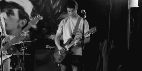 Gitarist zoekt een band in de omgeving roermond weert en leudal en verder
