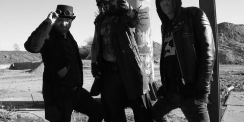 Industrialized Black Metal band zoekt drummer
