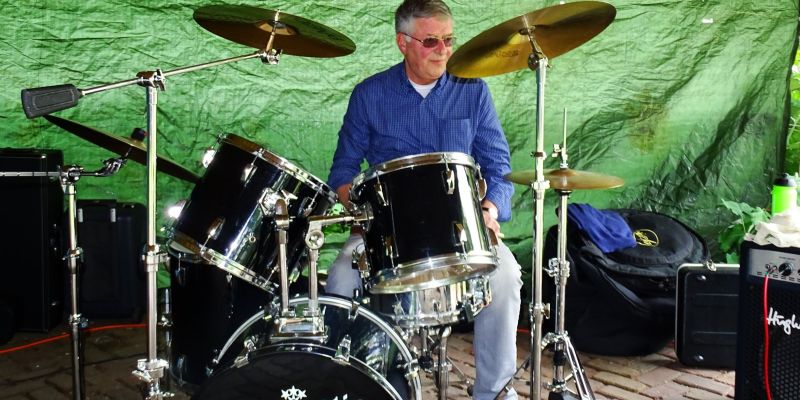 Drummer zoekt aansluiting bij Muzikanten 60+