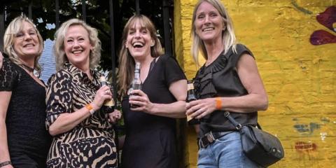 Frontvrouw gezocht voor vrouwenband