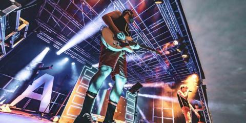 Sessie gitarist gezocht voor energieke coverband