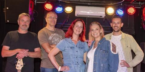Coverband zoekt gitarist of toetsenist Rotterdam/Westland