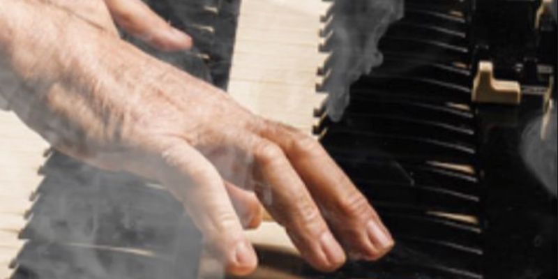 Bluesband zoekt toetsenist / Hammondplayer