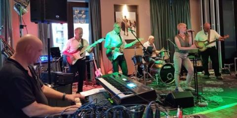 Coverband Casual zoekt zangeres