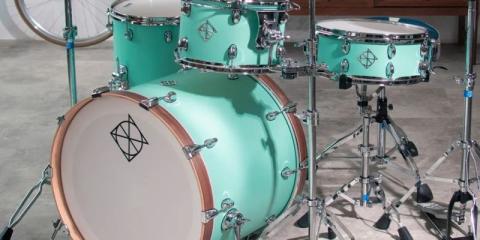 Drummer zoekt bandje of muzikanten voor nieuw te vormen band