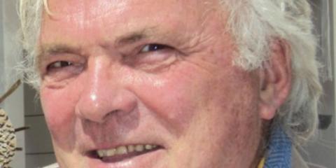 Zanger gezocht