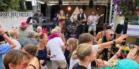 Gezocht: Toetsenist voor Coverband