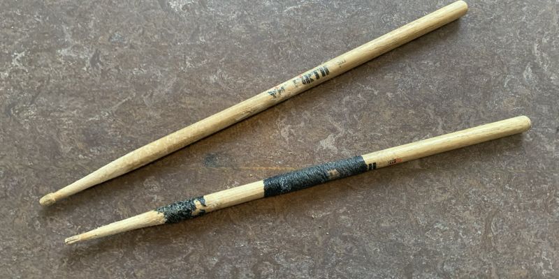 Drummer zoekt band