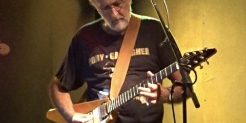 Gitarist zoekt band (Arnhem/Nijmegen)