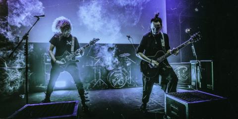 Between the Rats and Snakes is looking for a keyboardist
