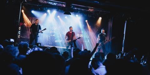 Drummer gezocht voor Green Day Tributeband Green Bay