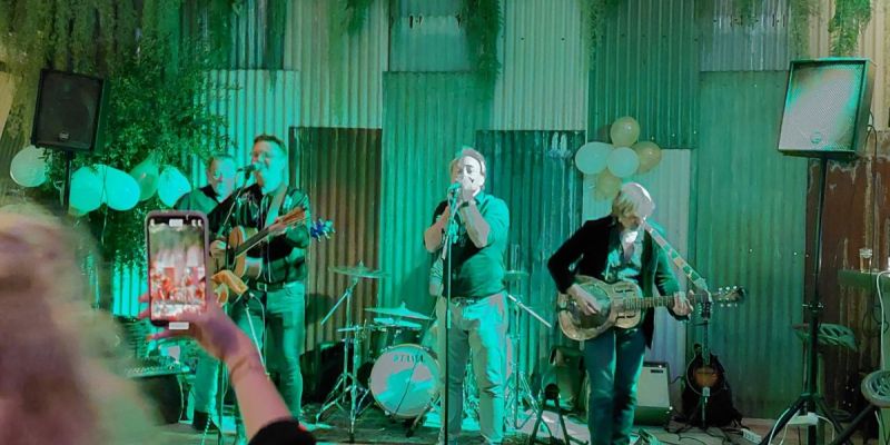 Banjo speler gezocht