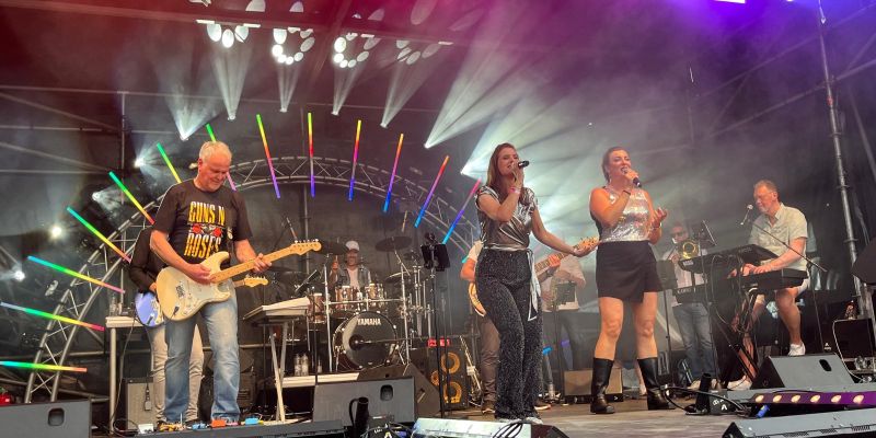 Toetsenist gezocht voor regionale coverband