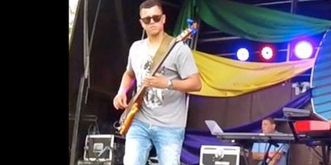 Experienced Bassist Looking for Rock/Pop Band in Amsterdam