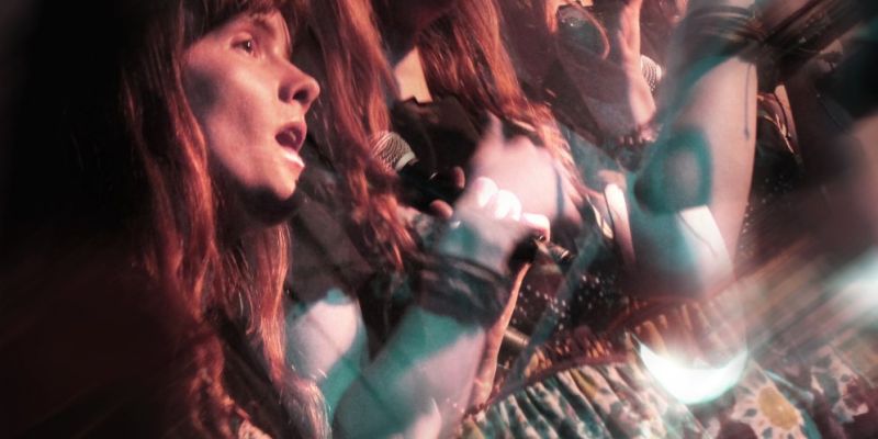 Singersongwriter/producer looking for band! (Nederlands of international)