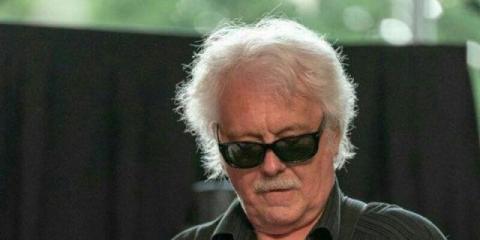 Coverband NoSense zoekt all-round gitarist