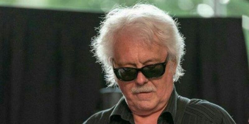 Coverband NoSense zoekt solo gitarist(e)