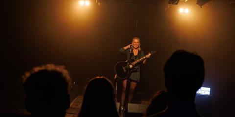 Americana/pop band zoekt bassist (en/of toetsenist)