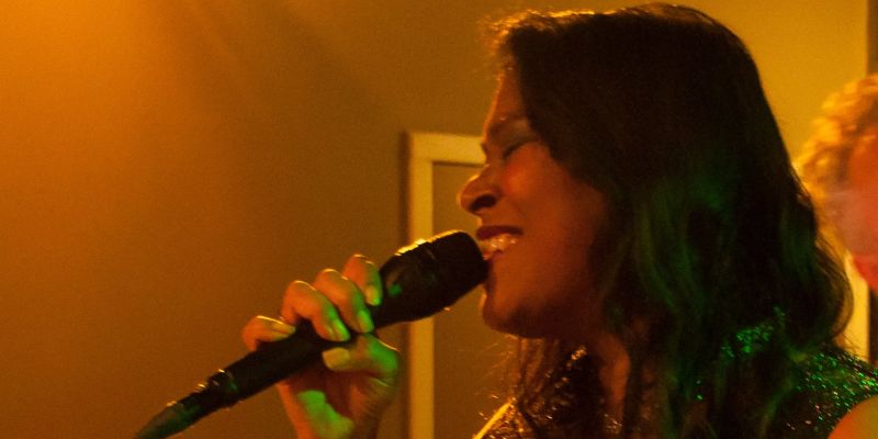 Zangeres Zoekt Swingende Jazzband