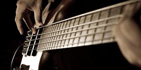 Bassist zoekt band