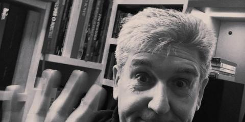 Zanger, liefhebber rootsmuziek uit Wilrijk zoekt een bandje!