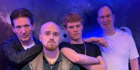 2e gitarist gezocht voor onze te gekke melodic rock band Velvet Asity